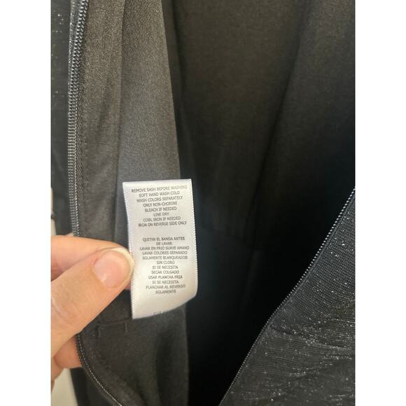 NWT Taylor Black Glitter Women’s Jersey Sleeveless Jumpsuit Pants sz 10 no sash - Picture 12 of 14